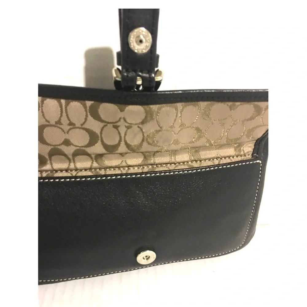 Coach vintage black leather wristlet